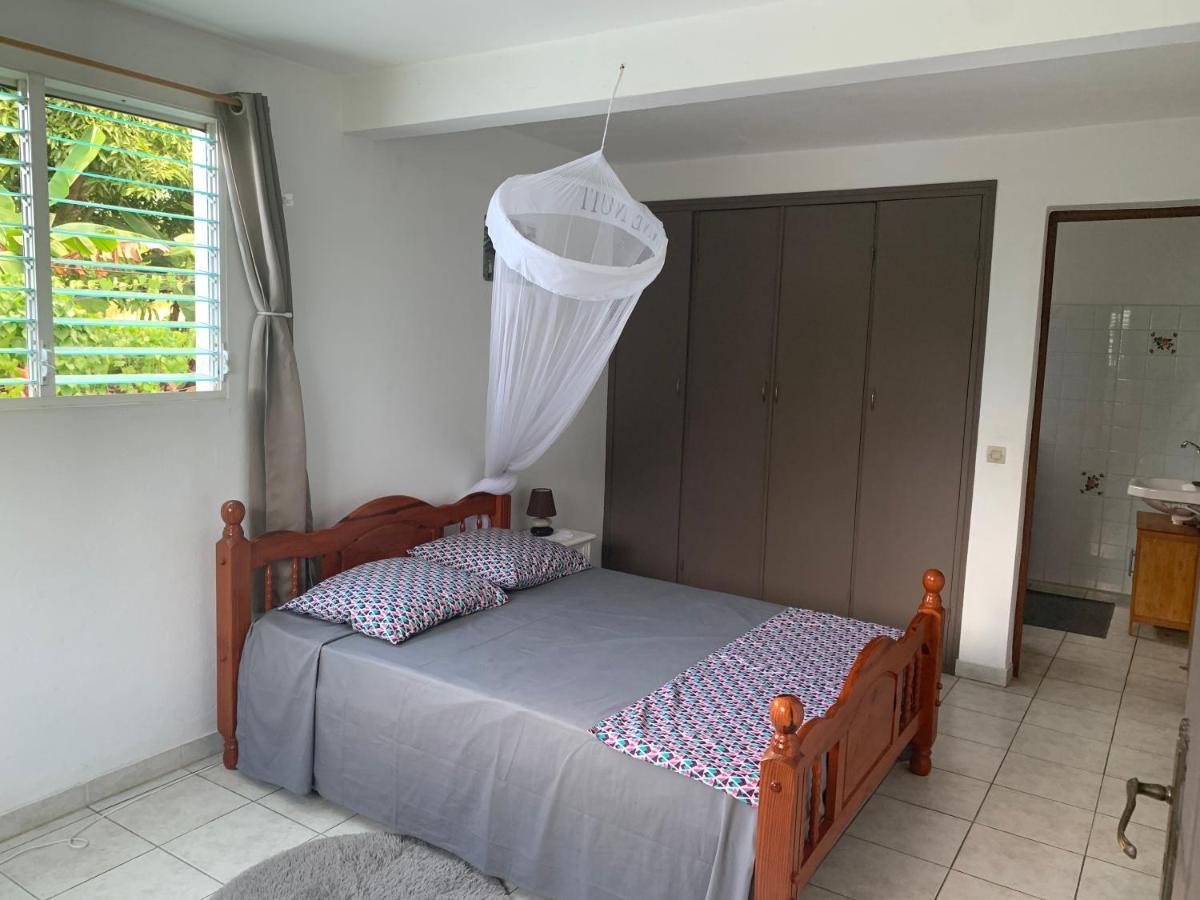 Logement Vacances Gissac Sainte-Anne Eksteriør bilde